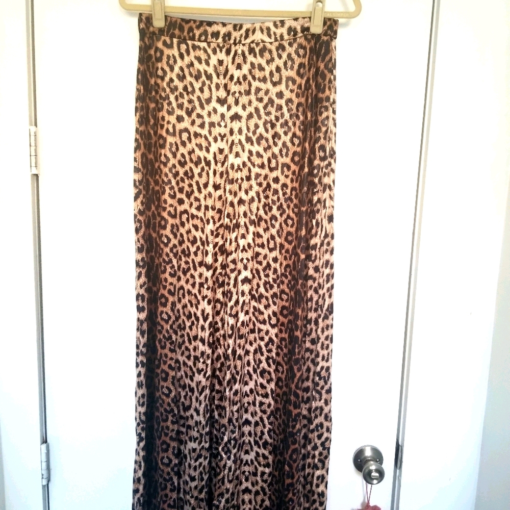 Boohoo leopard print wide leg pants